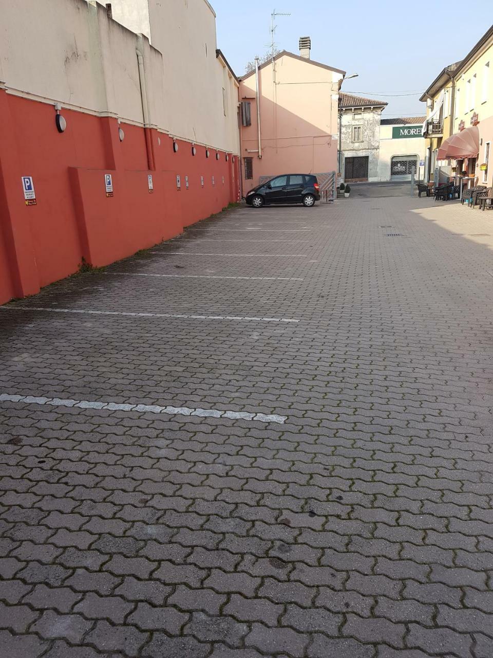 Albergo Ristorante Al Gallo Sanguinetto Esterno foto
