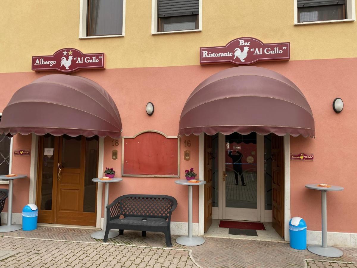 Albergo Ristorante Al Gallo Sanguinetto Esterno foto